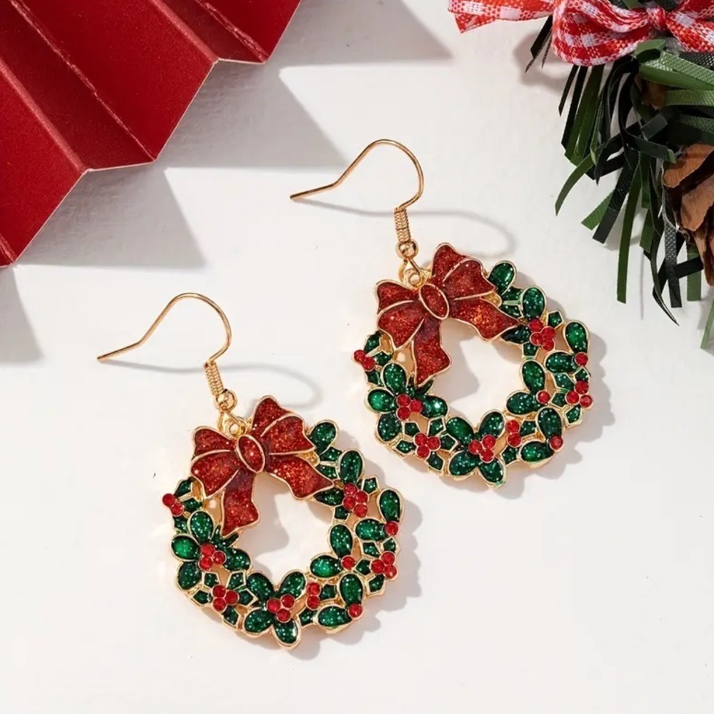 New!Festive Wreath Earrings. Holiday earrings. Christmas gift. 🎅🏻 B2-98
